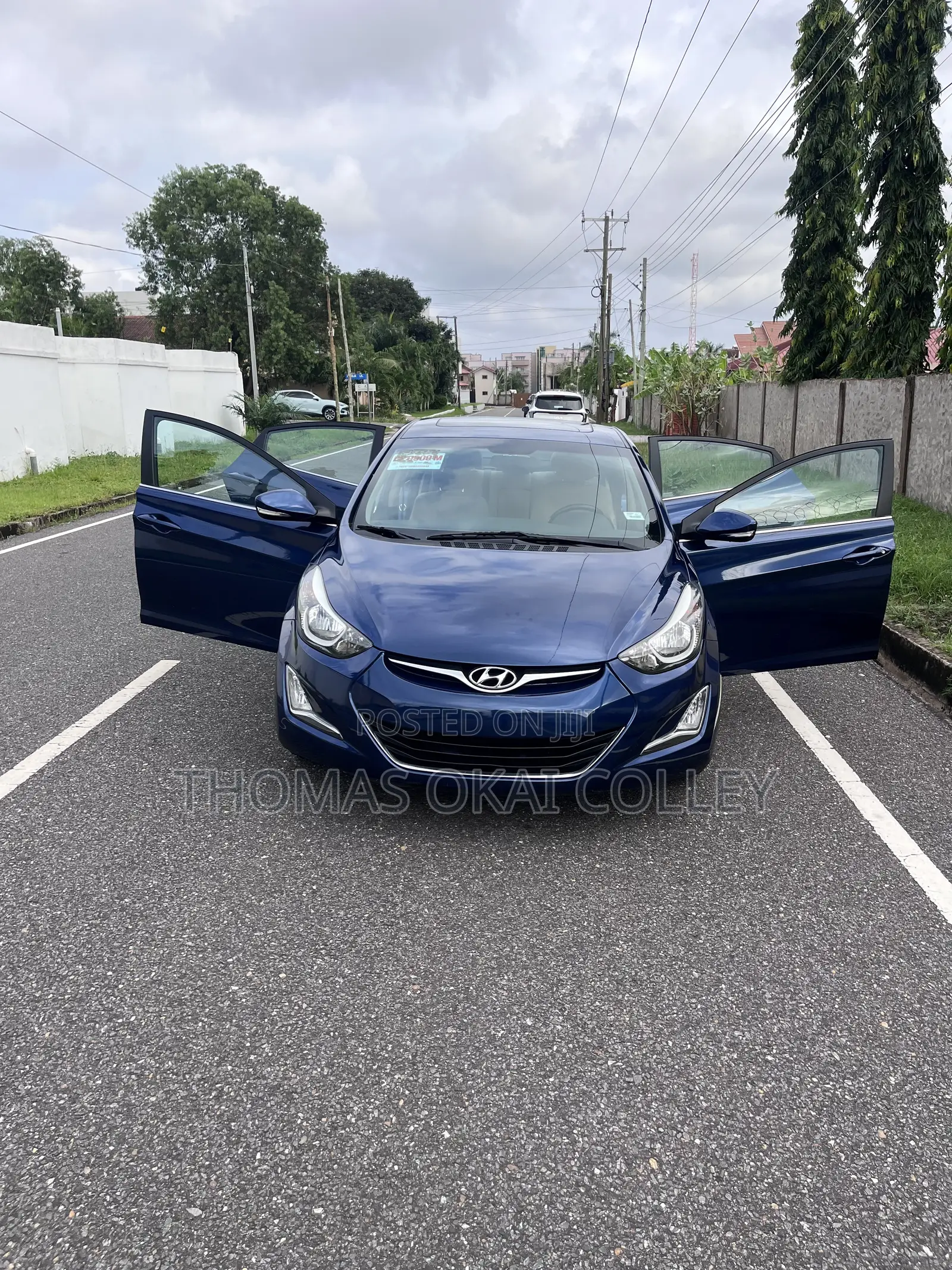 Hyundai Elantra Limited Sedan FWD (1.8L 4cyl 6A) 2016 Blue