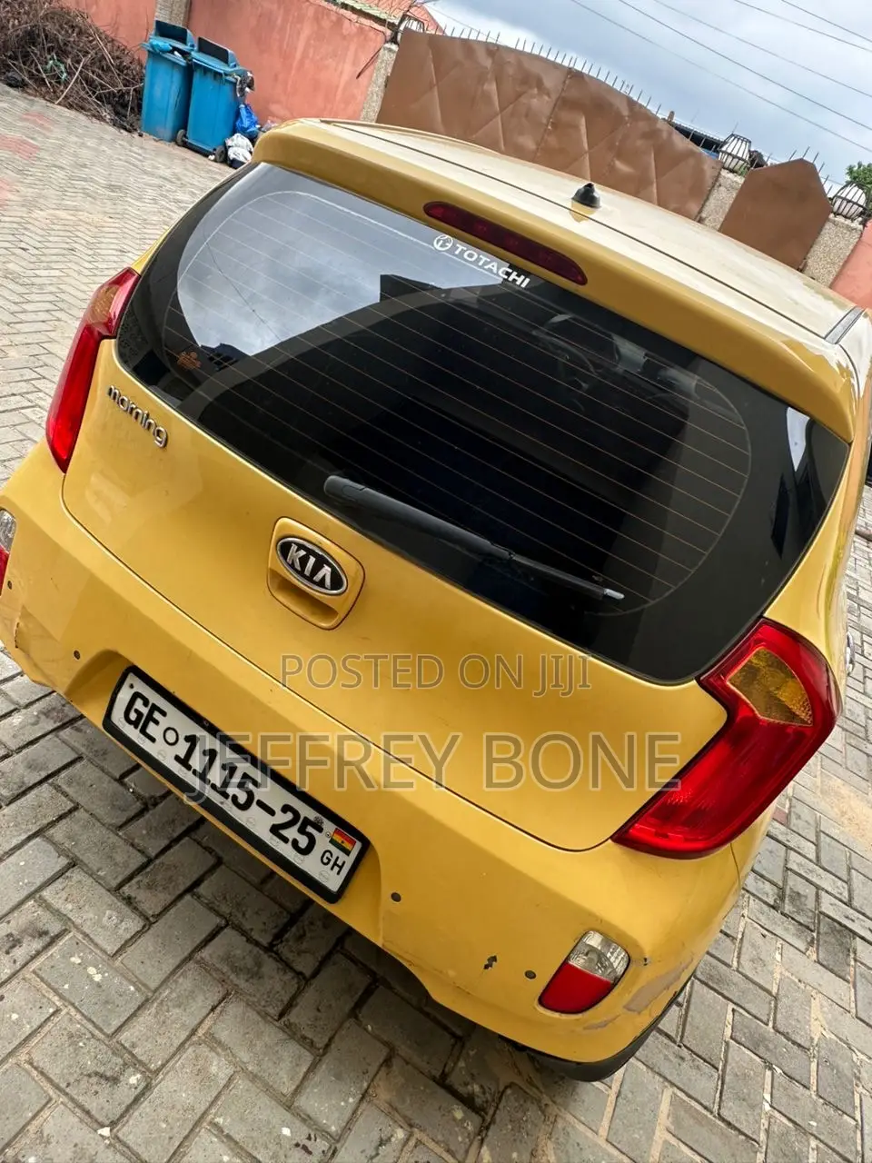 Kia Morning 2012 Yellow