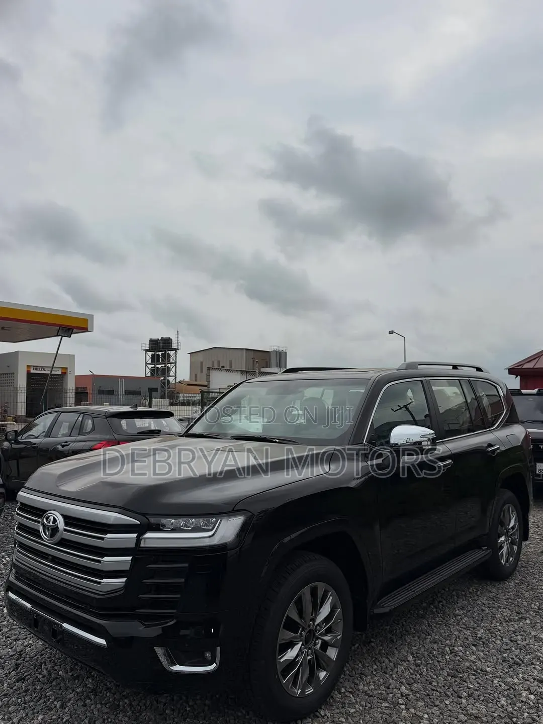 New Toyota Land Cruiser LC300 2025 Black