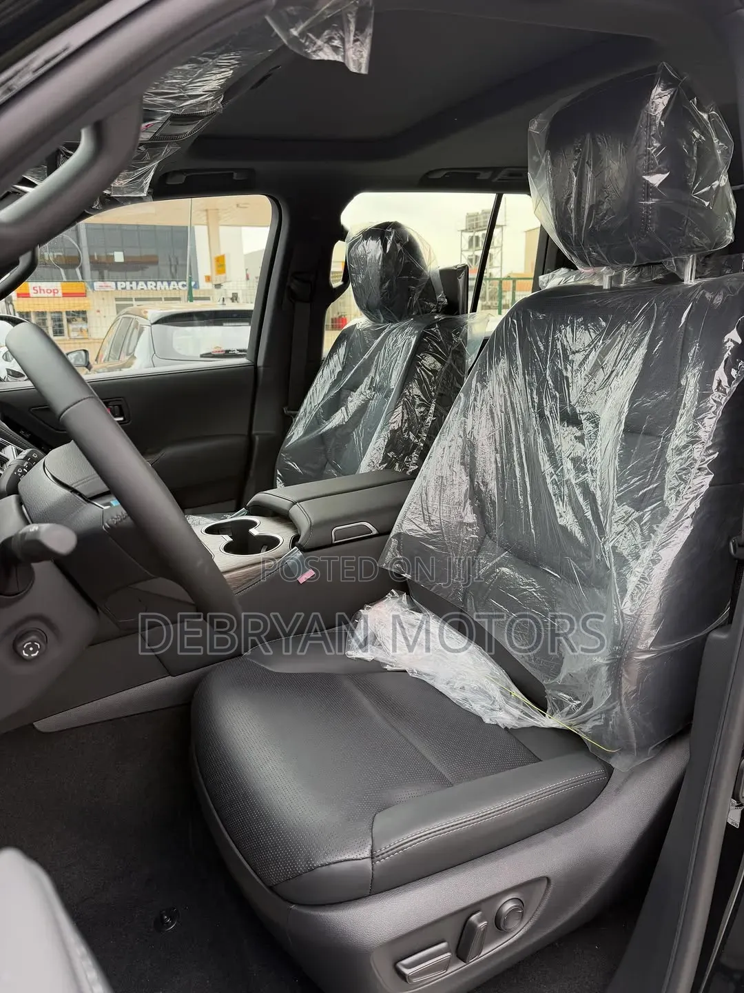 New Toyota Land Cruiser LC300 2025 Black