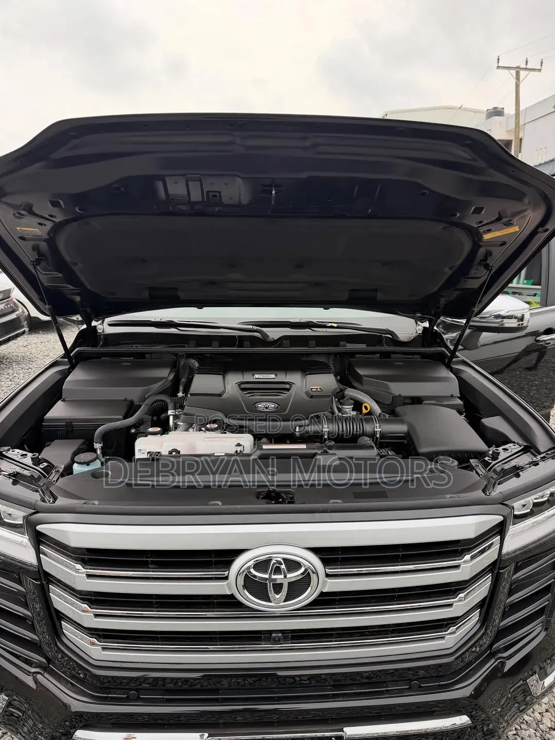 New Toyota Land Cruiser LC300 2025 Black