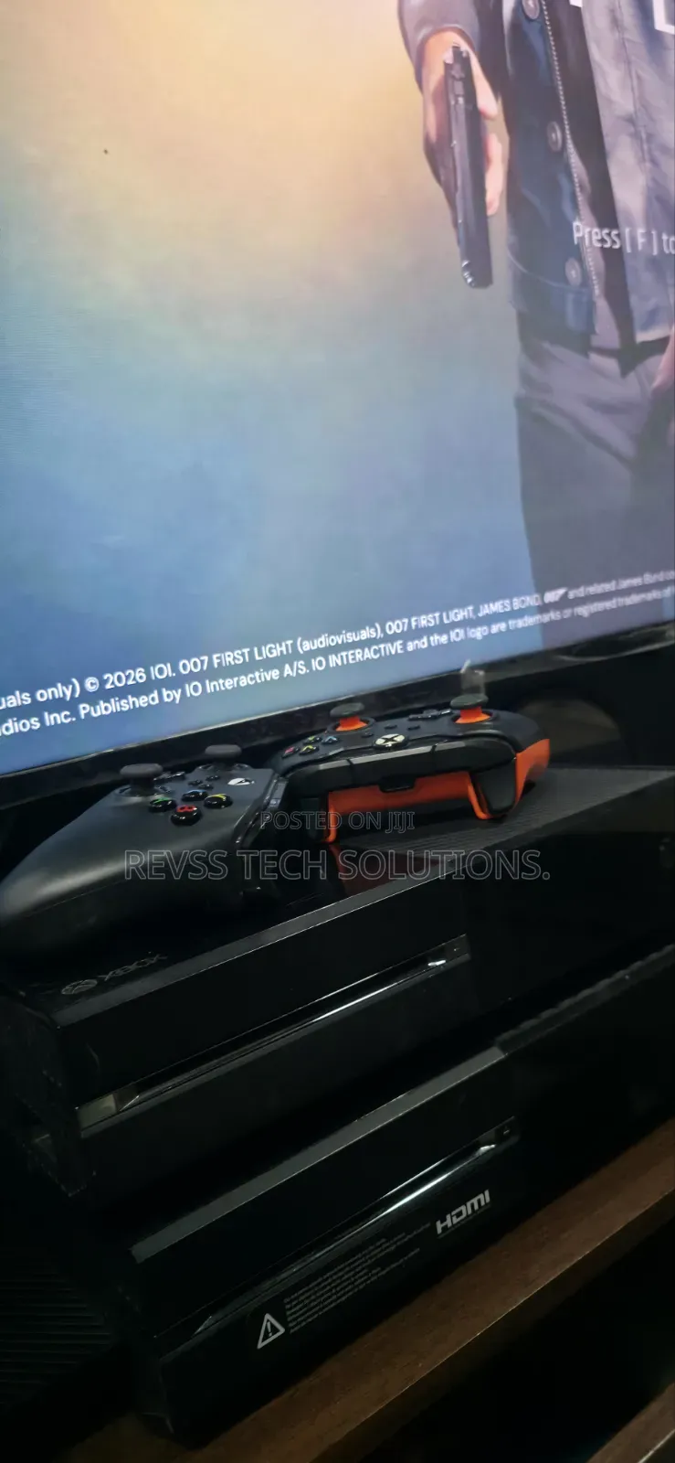 Xbox One With Wired Controller