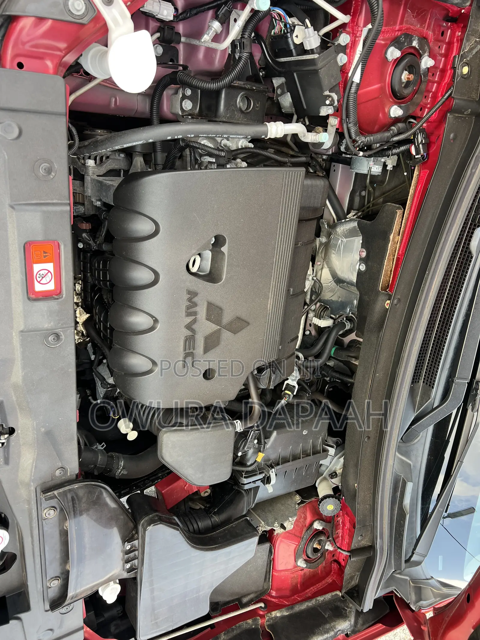 Mitsubishi Outlander 2.4 PHEV AWD 2017 Red