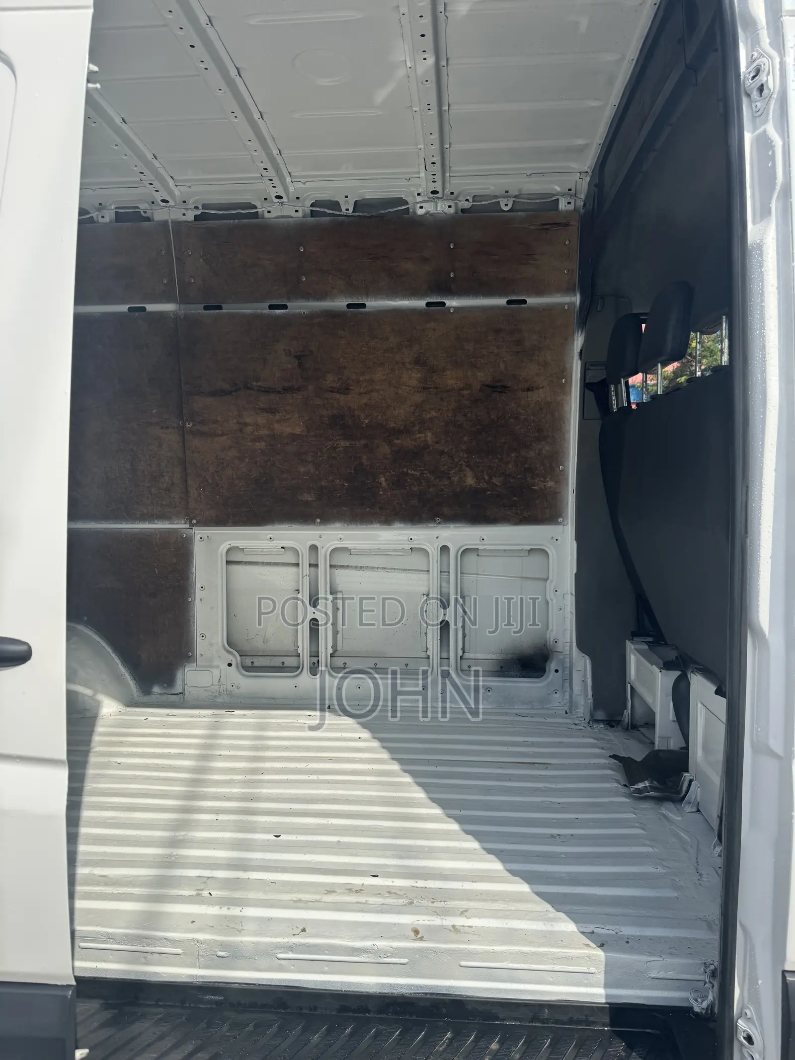 Mercedes-Benz Sprinter 2012 White