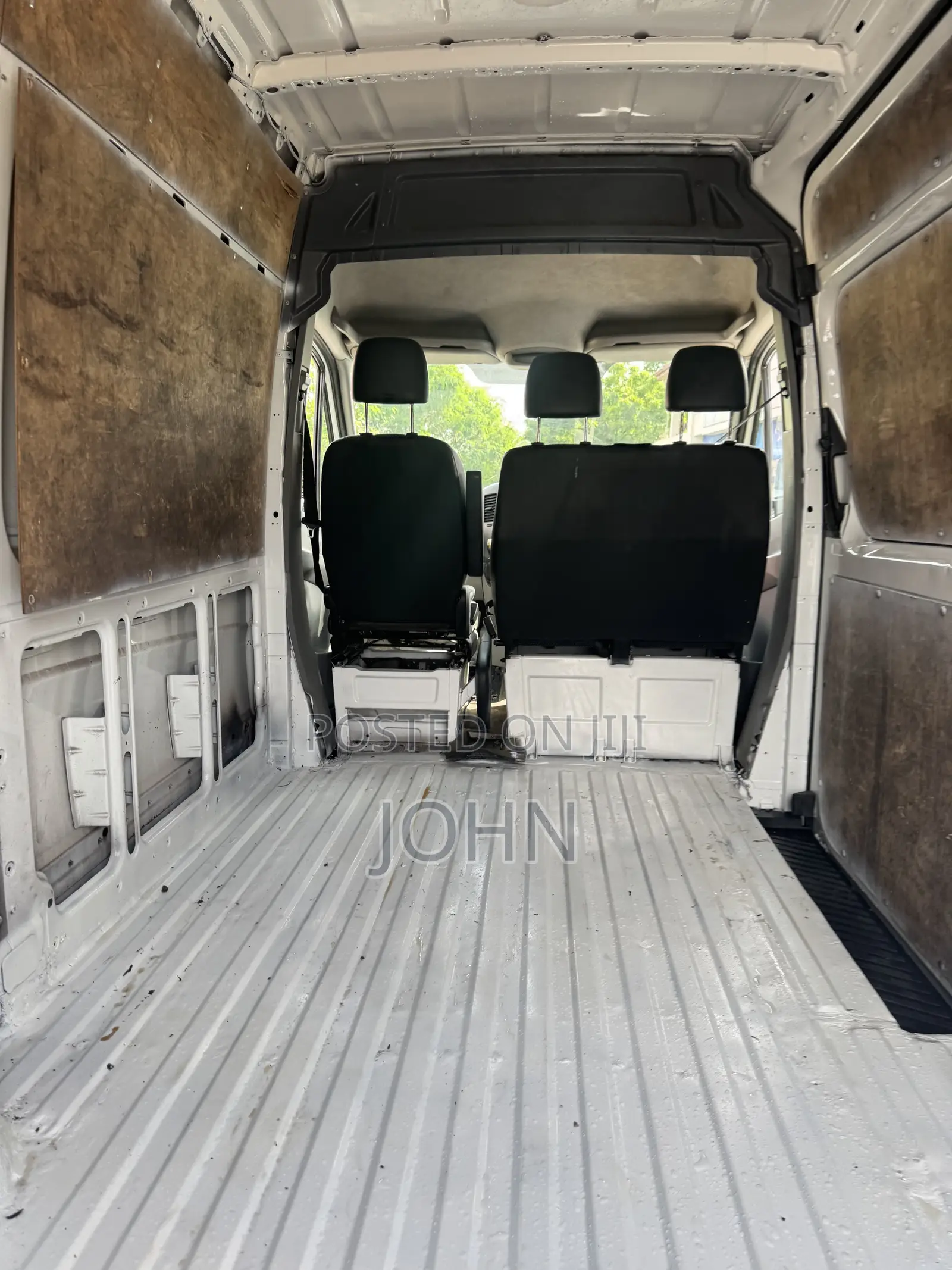 Mercedes-Benz Sprinter 2012 White