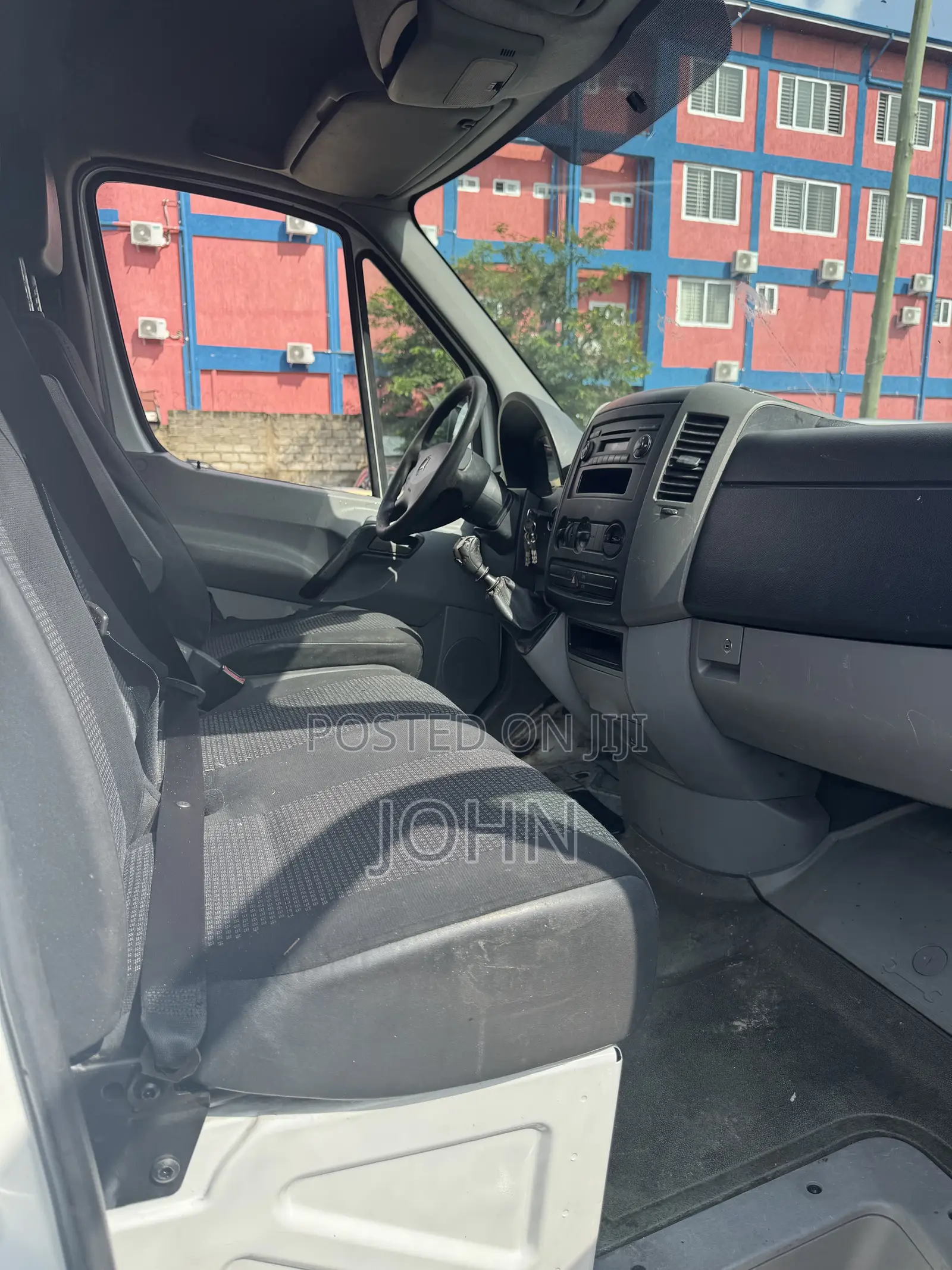 Mercedes-Benz Sprinter 2012 White