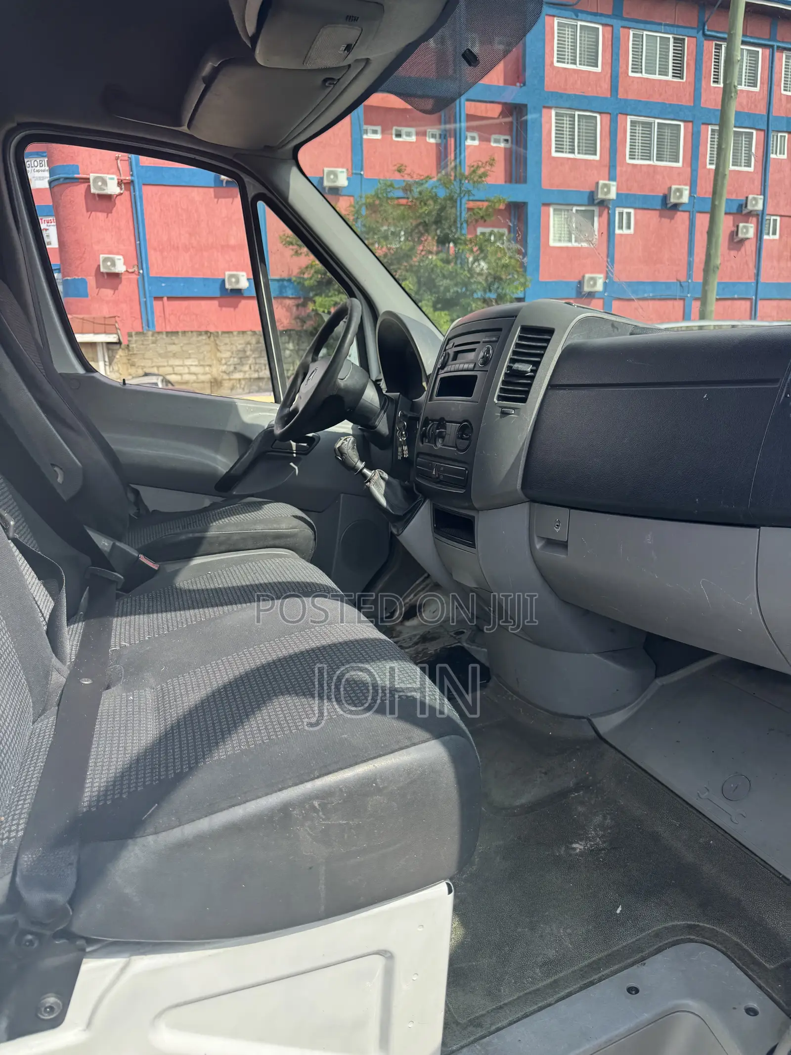 Mercedes-Benz Sprinter 2012 White