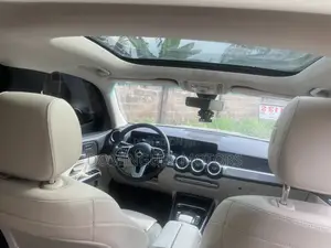 Mercedes-Benz GLB-Class GLB 250 4MATIC 2021 Blue