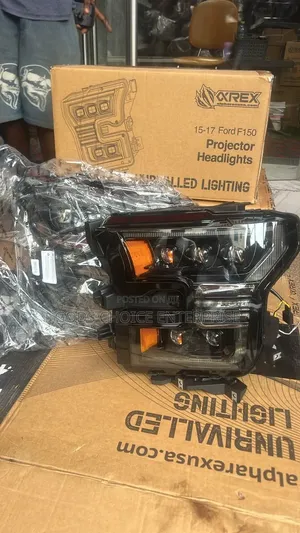 Headlight Ford F150 2012-2015