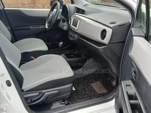 Toyota Vitz 2013 White