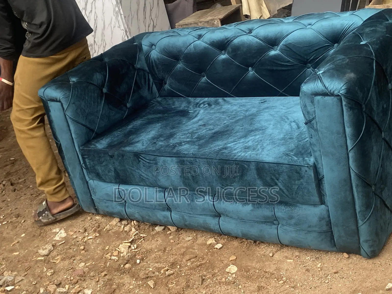Available 2 in 1 Sofa
