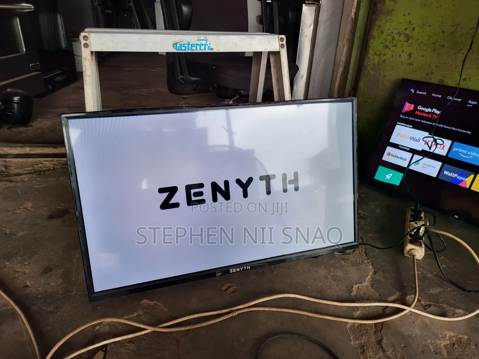 32 Inches Android