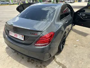 Mercedes-Benz C400 4Matic AWD Sedan (3.0L V6 7A) 2015 Gray