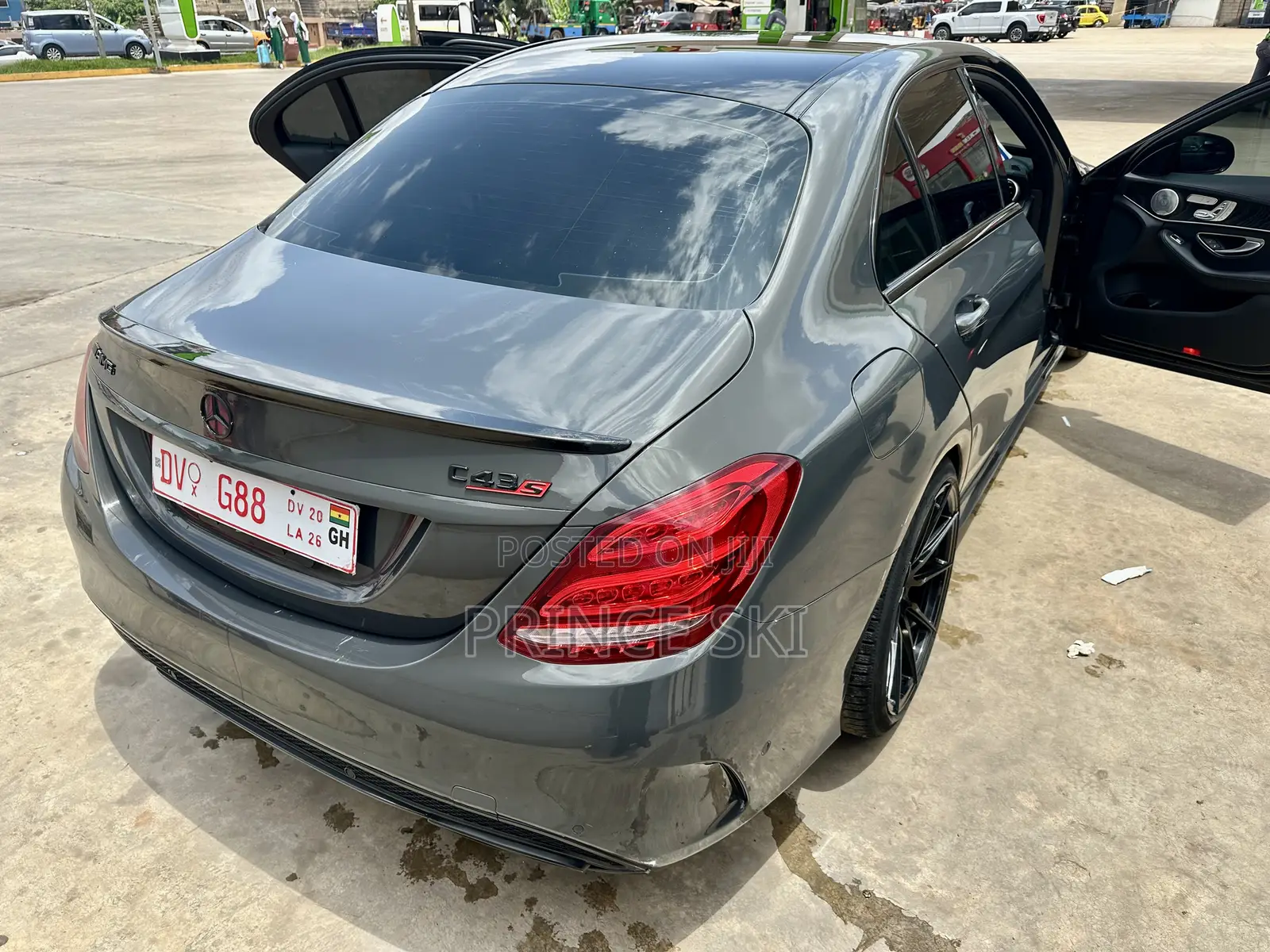 Mercedes-Benz C400 4Matic AWD Sedan (3.0L V6 7A) 2015 Gray