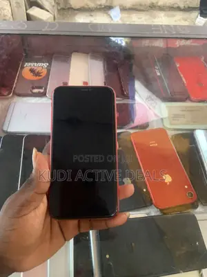 Apple iPhone 11 64 GB Red