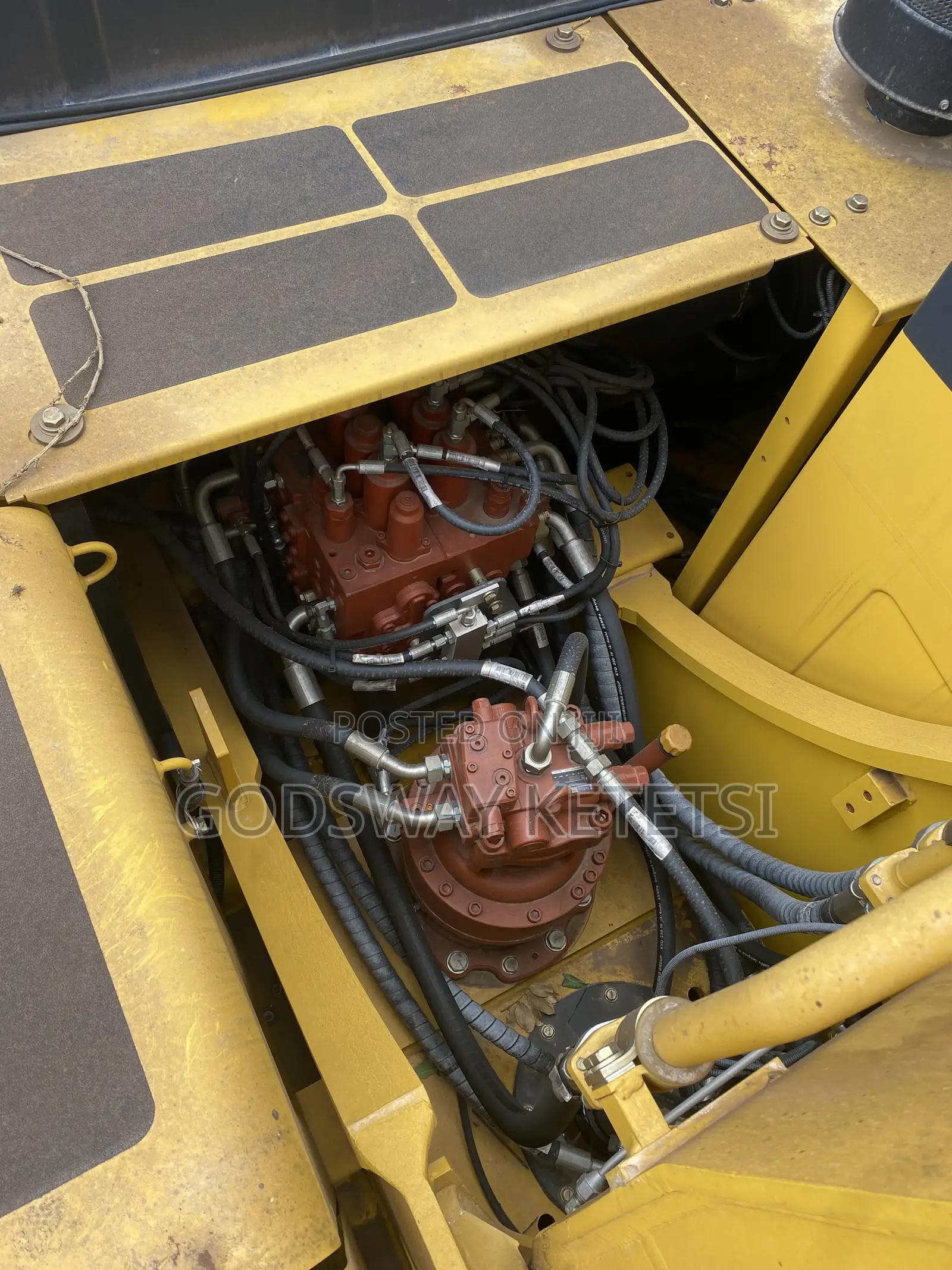WBC 215c Excavator China Type