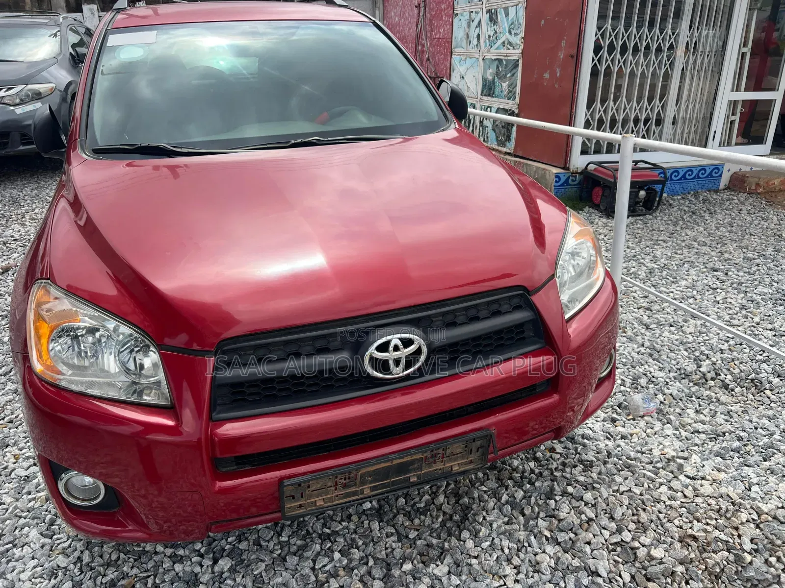Toyota RAV4 2.5 2012 Red