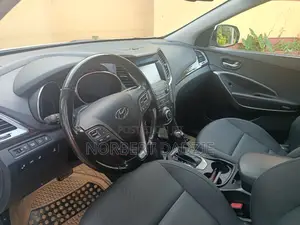 Hyundai Santa Fe 2019 White