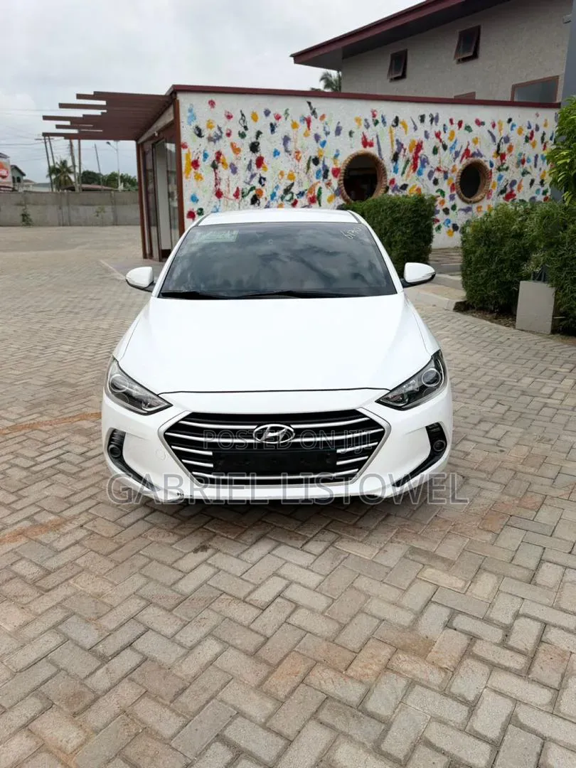 Hyundai Elantra Limited 2018 White