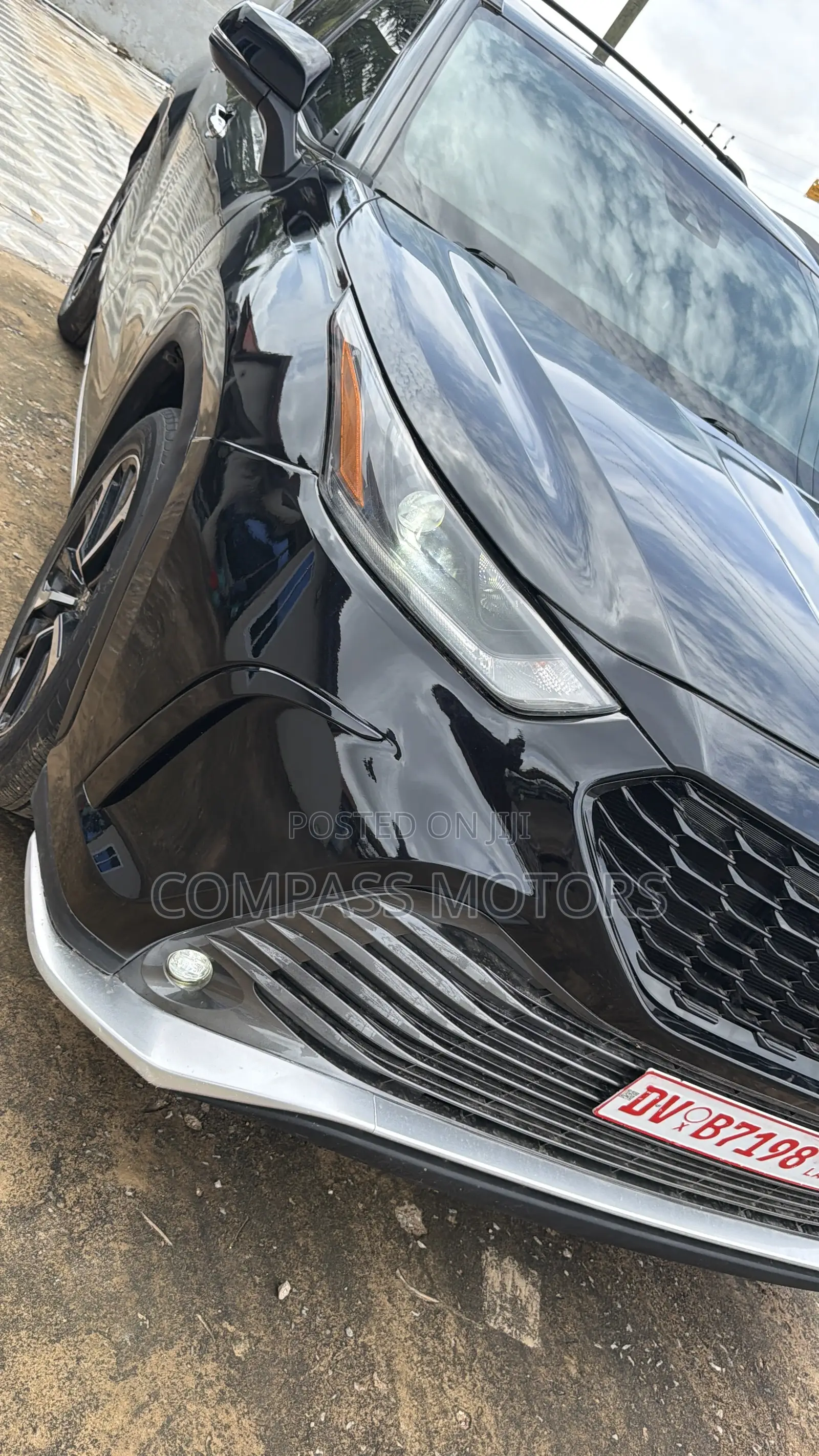Toyota Highlander XSE 2021 Black