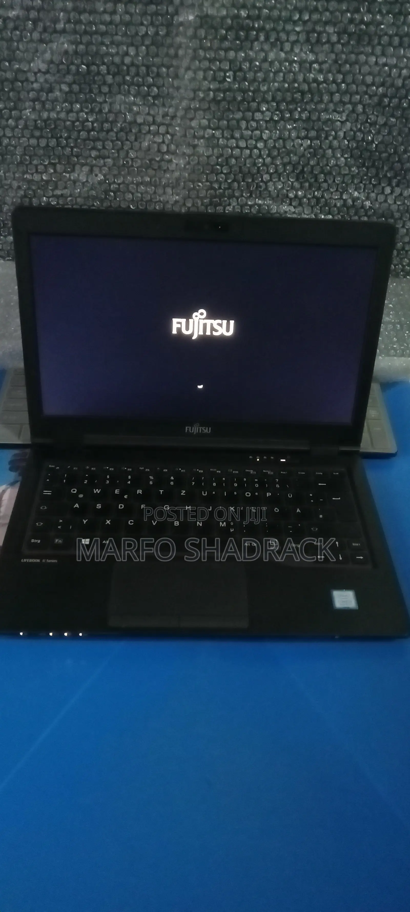 Laptop Fujitsu Lifebook U728 8GB Intel Core i3 SSD 250GB