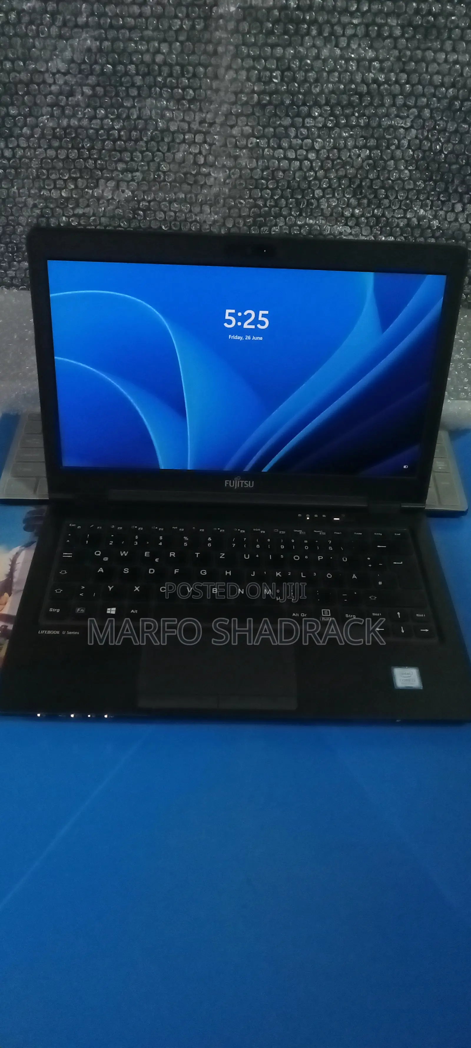 Laptop Fujitsu Lifebook U728 8GB Intel Core i3 SSD 250GB
