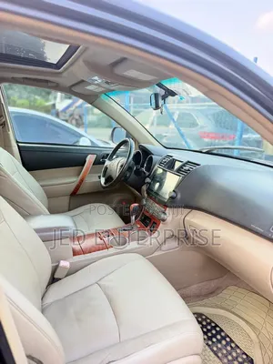 Toyota Highlander 2011 Black