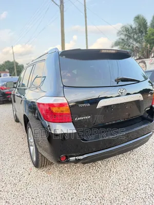 Toyota Highlander 2011 Black