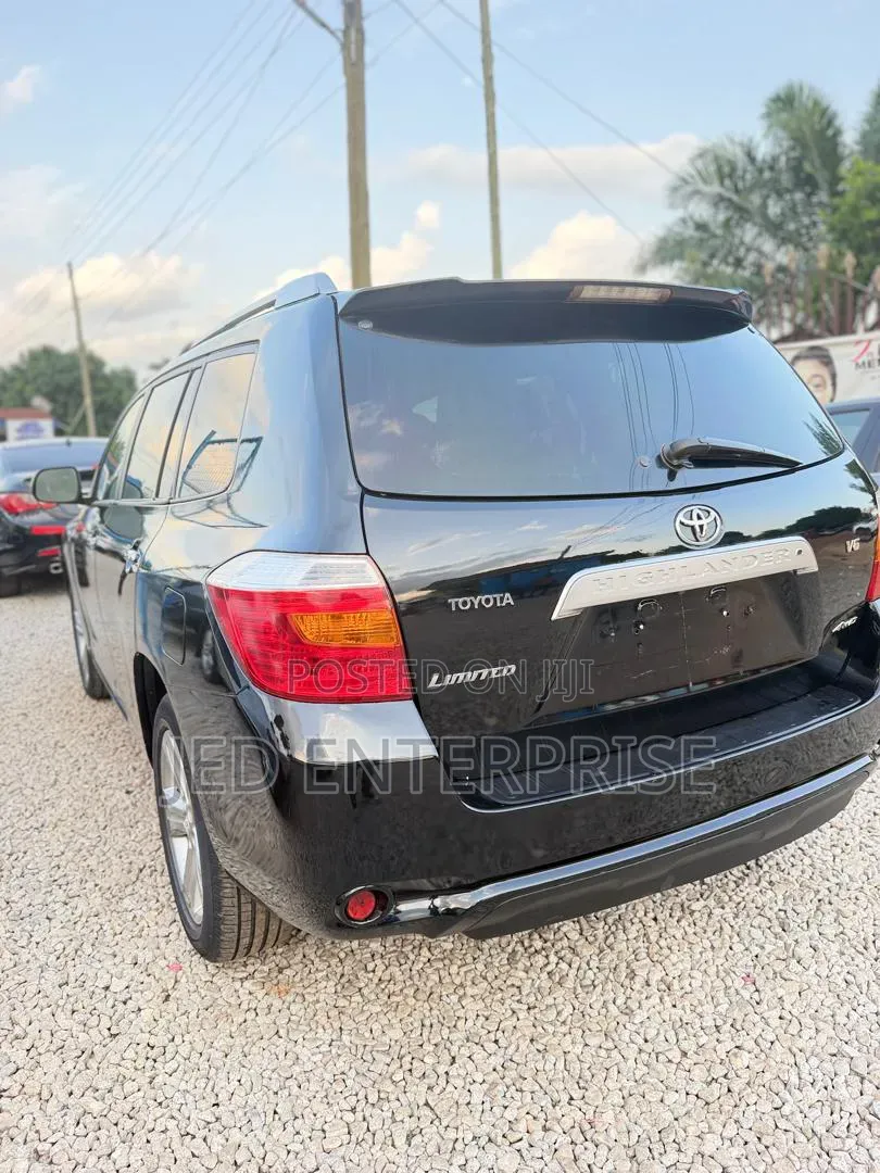 Toyota Highlander 2011 Black