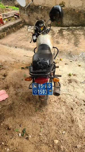 Bajaj Boxer 125 2020 Red