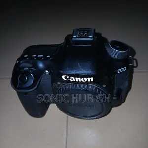 Canon Eos 80d With 50mm Lens