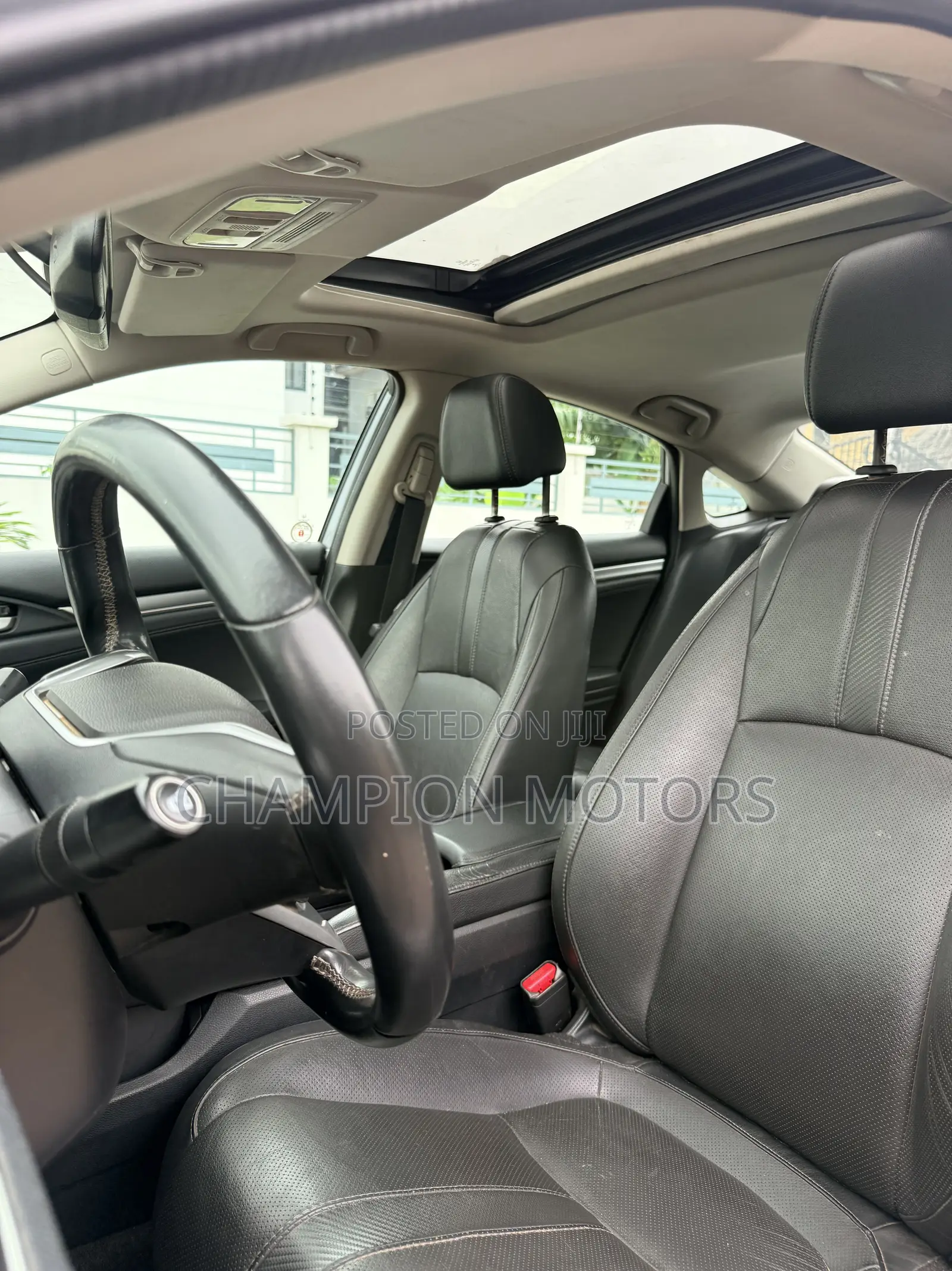 Honda Civic Touring 4dr Sedan (1.5L 4cyl) 2017 Silver