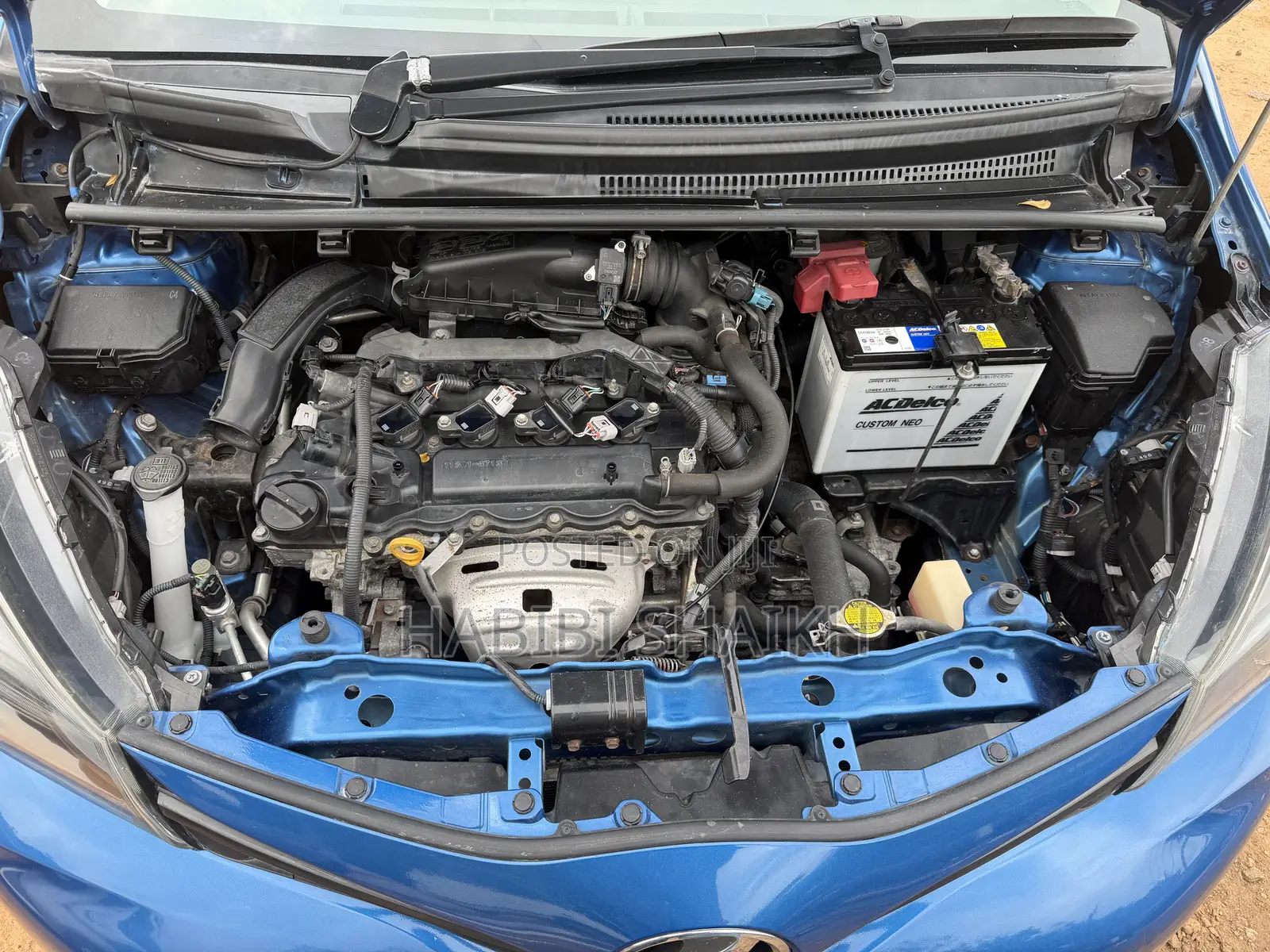 Toyota Vitz 1.3 AWD 5dr 2014 Blue