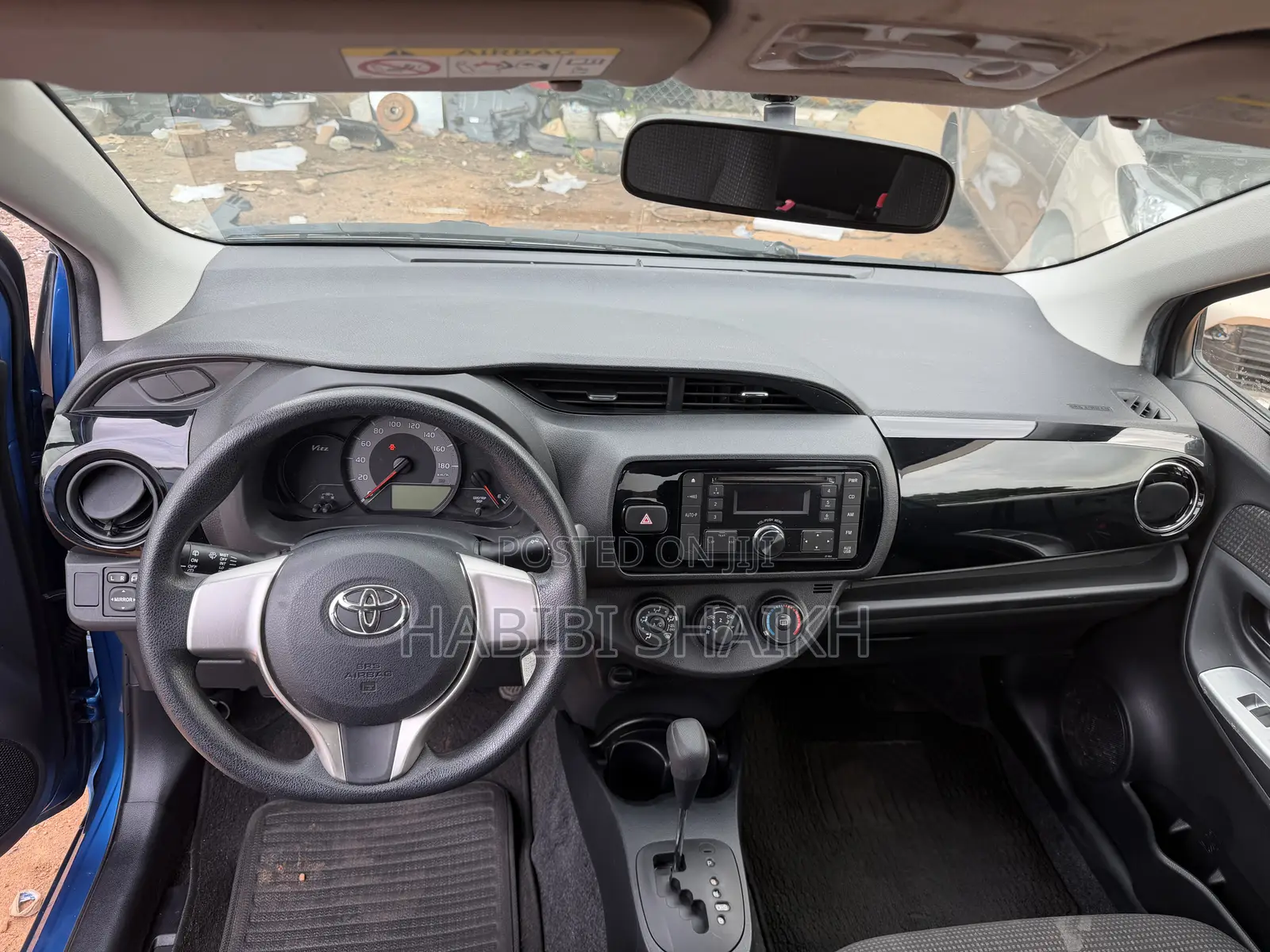 Toyota Vitz 1.3 AWD 5dr 2014 Blue