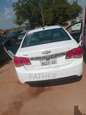 Chevrolet Cruze 1LT Auto 2013 White
