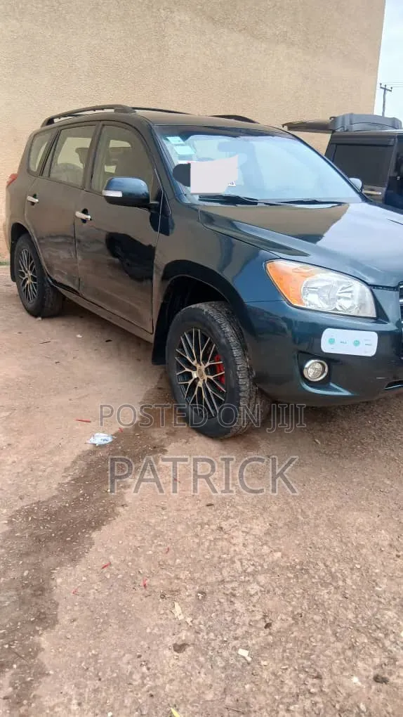 Toyota RAV4 2012 Black