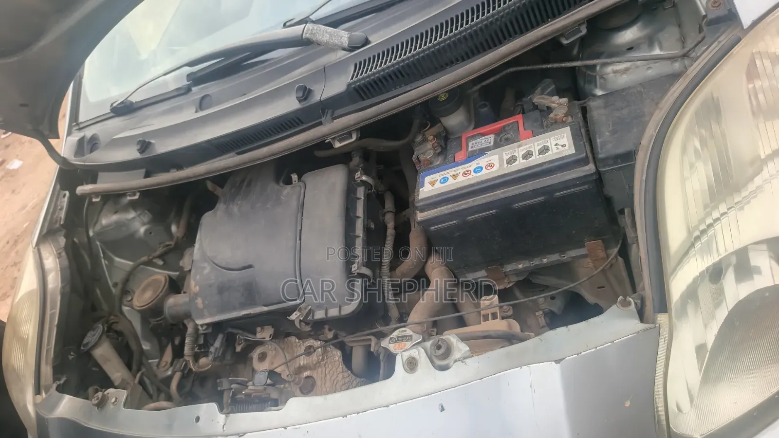 Toyota Vitz 1.3 AWD 3dr 2010 Gray