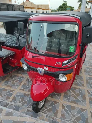 New Piaggio Scooter 2025 Yellow