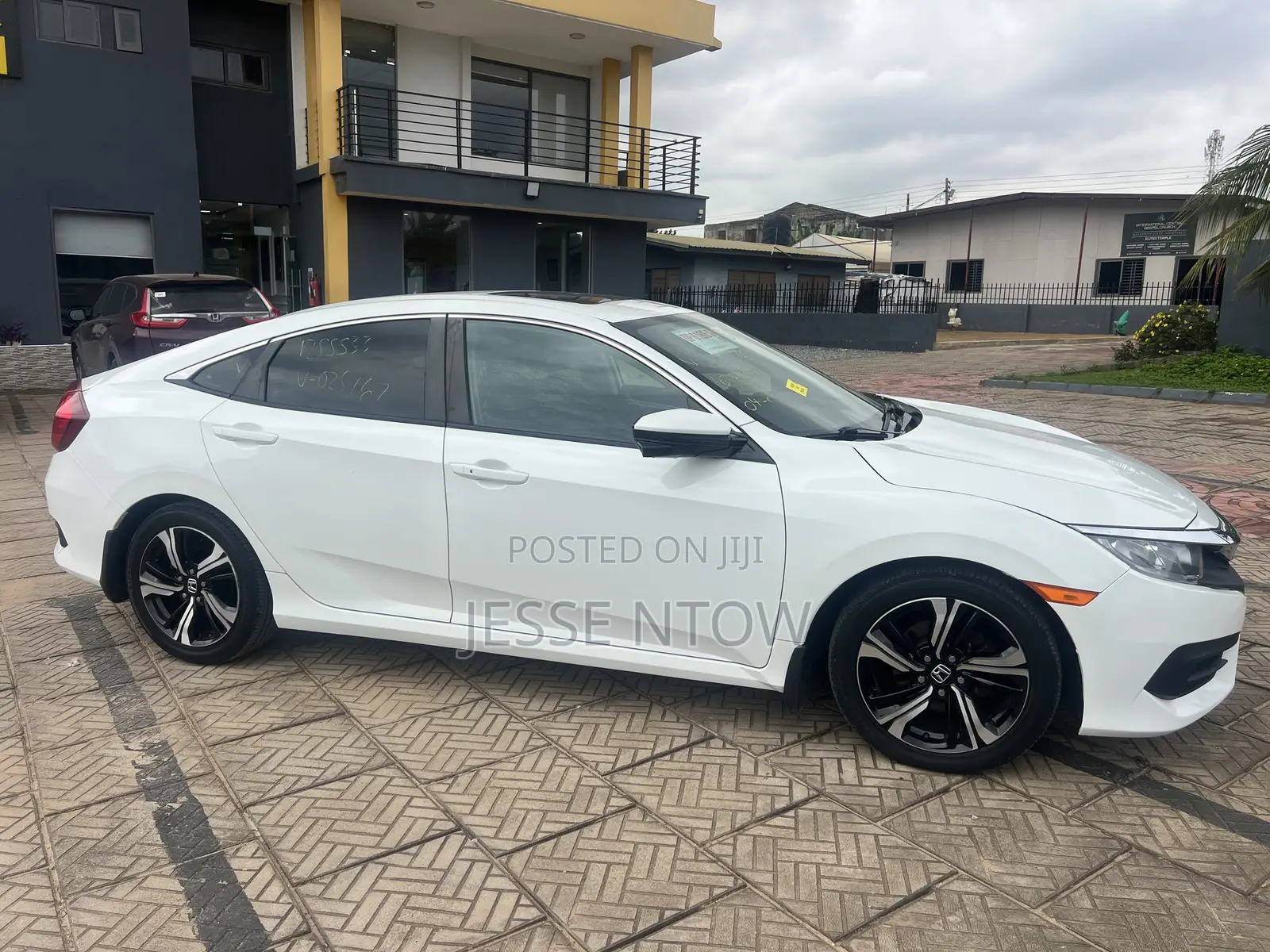 Honda Civic EX 4dr Sedan (1.5L 4cyl) 2016 White