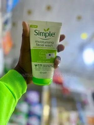 Simple Moisturizing Facial Wash
