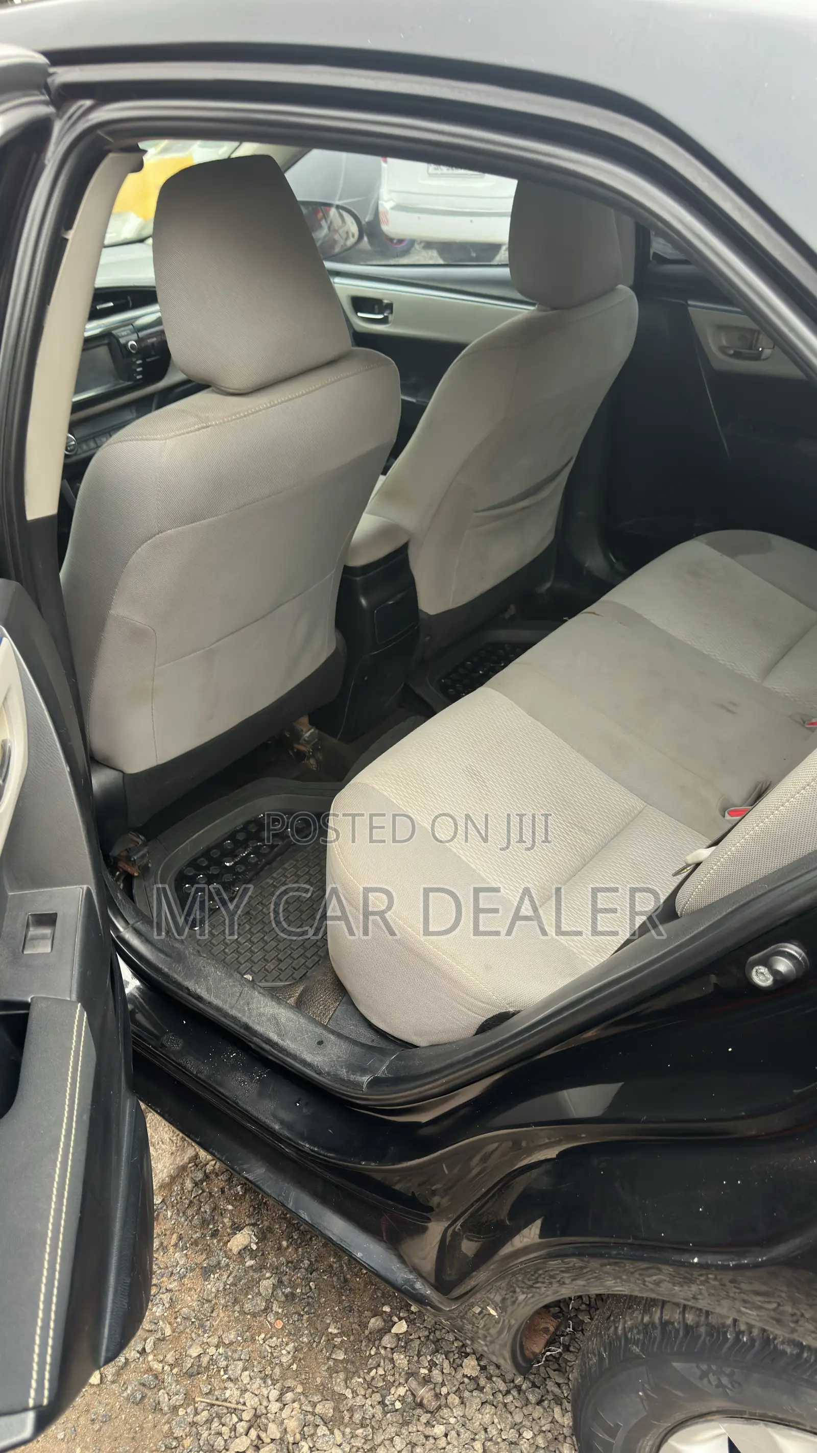 Toyota Corolla LE 4dr Sedan (1.8L 4cyl CVT) 2016 Black
