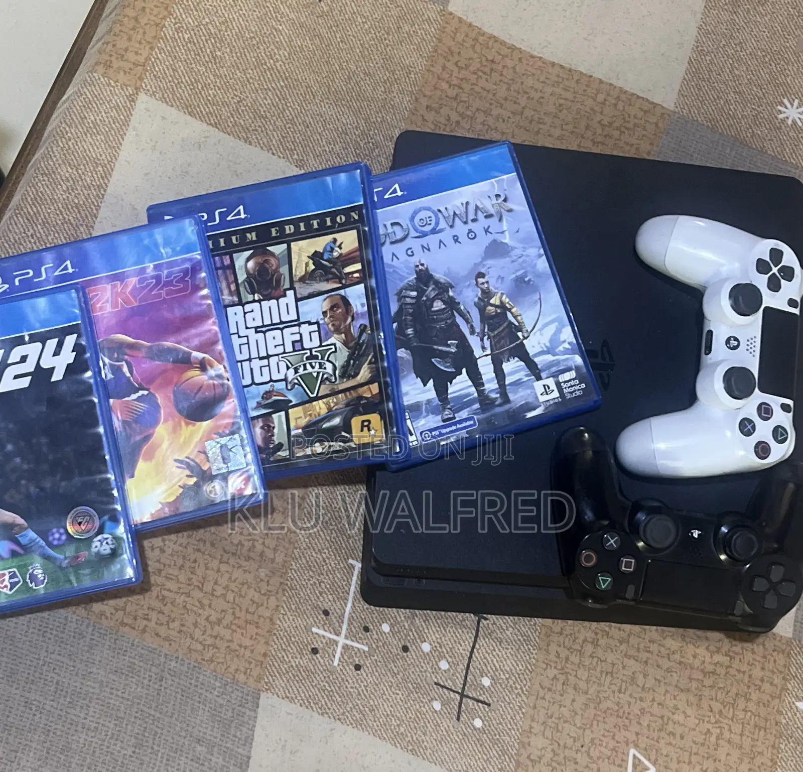 Playstation 4 Slim