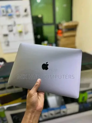 Laptop Apple MacBook Pro 16GB Intel Core i5 SSD 512GB