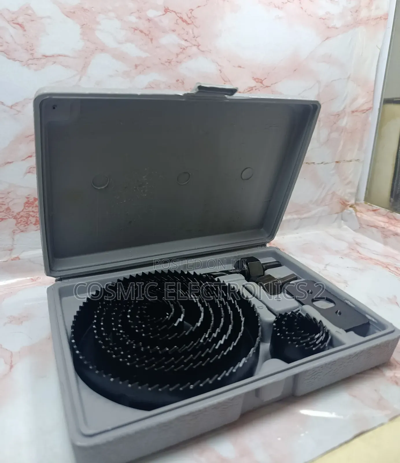 Hole Cutter Set With Saw Blades, Mandrels Hex Key