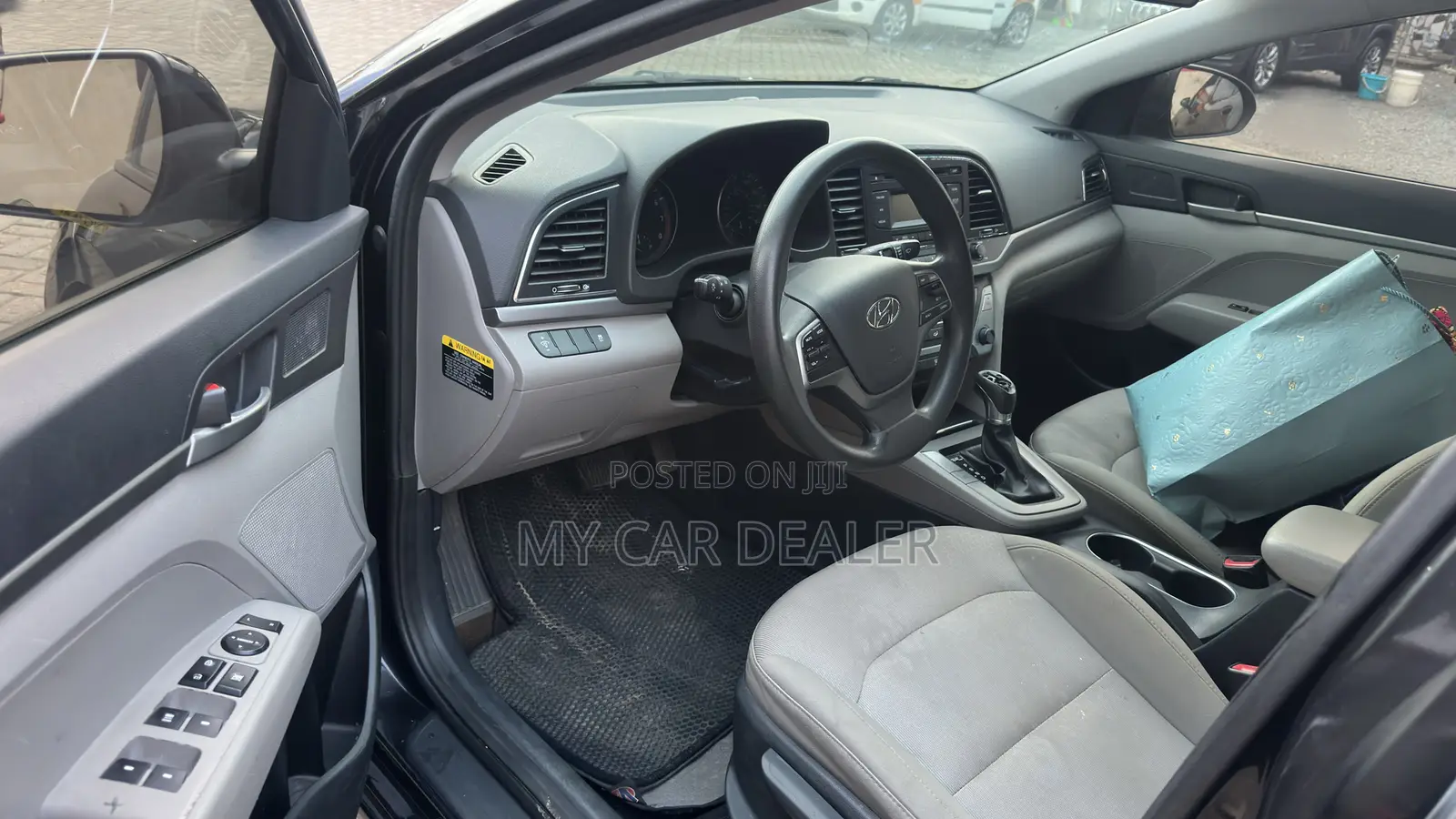 Hyundai Elantra Sport Sedan FWD (1.6L 4cyl 6M) 2017 Black