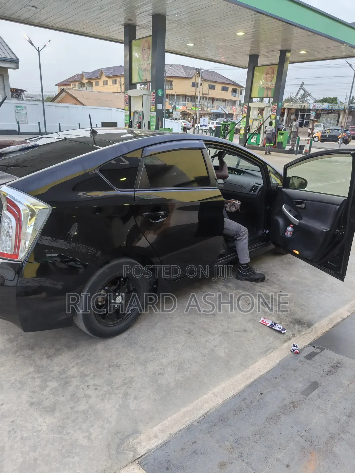 Toyota Prius Four 2013 Black