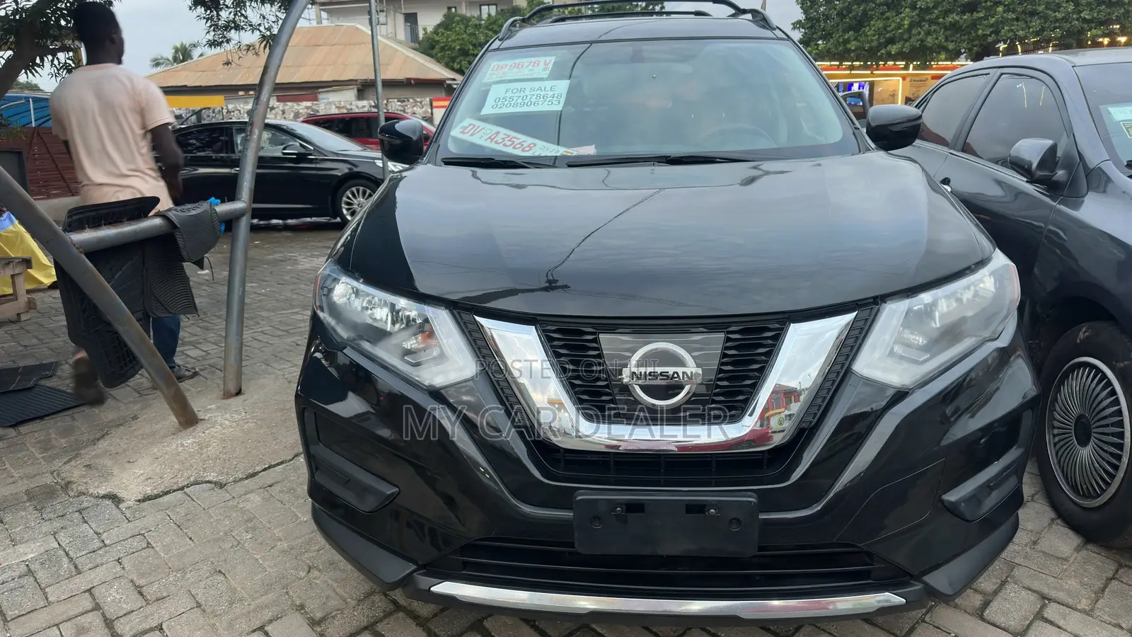Nissan Rogue SV AWD 2018 Black