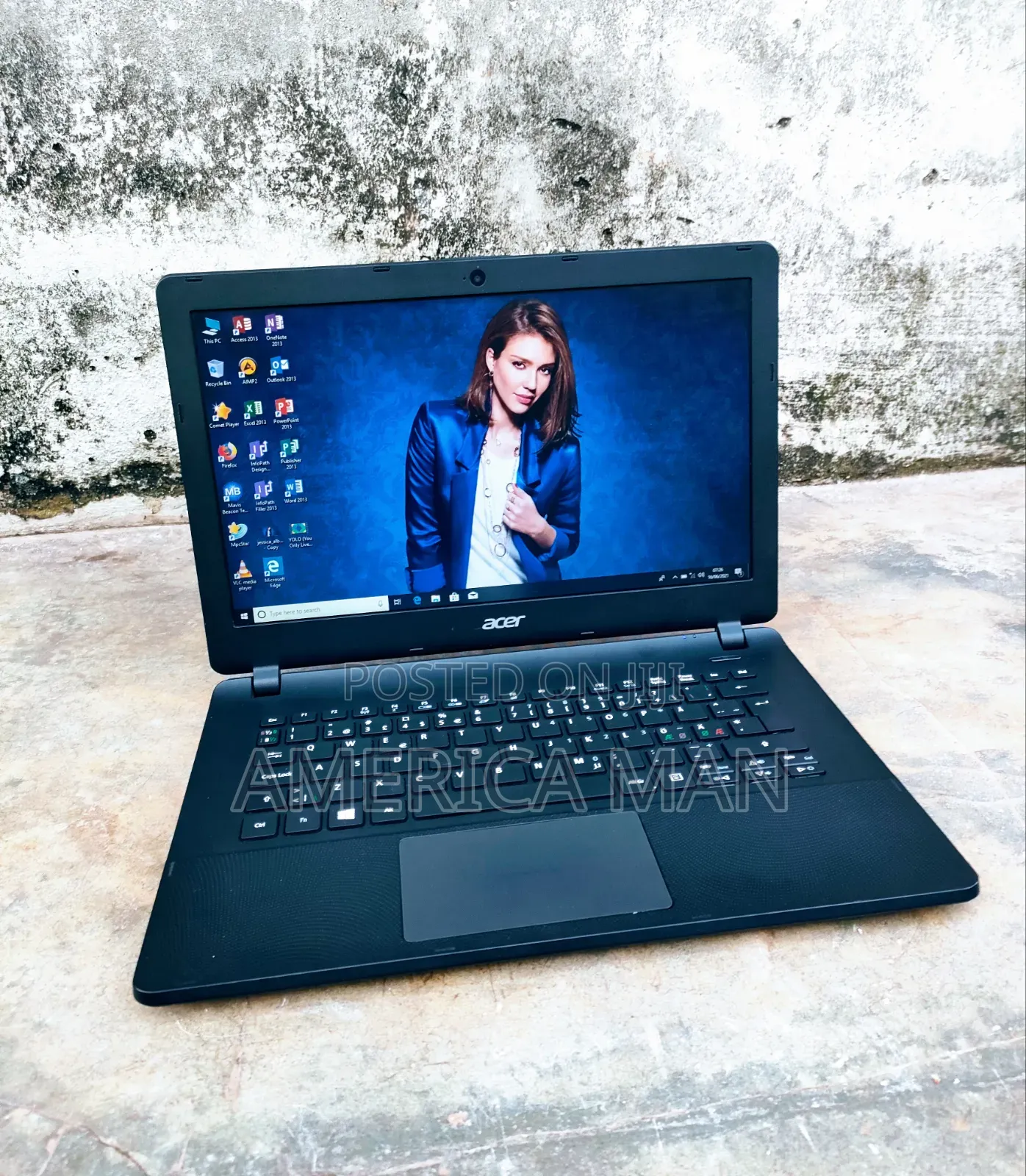 New Laptop Acer Aspire 5 4GB Intel SSD 320GB