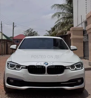 BMW 330i 2017 White