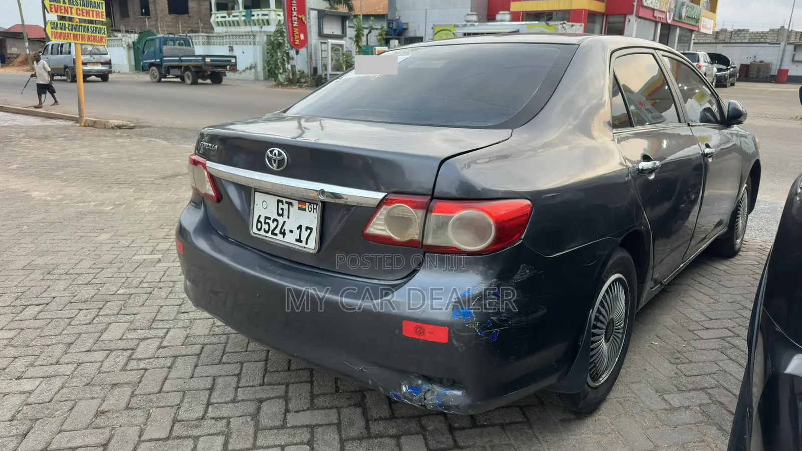 Toyota Corolla LE 4dr Sedan (1.8L 4cyl 4A) 2013 Gray